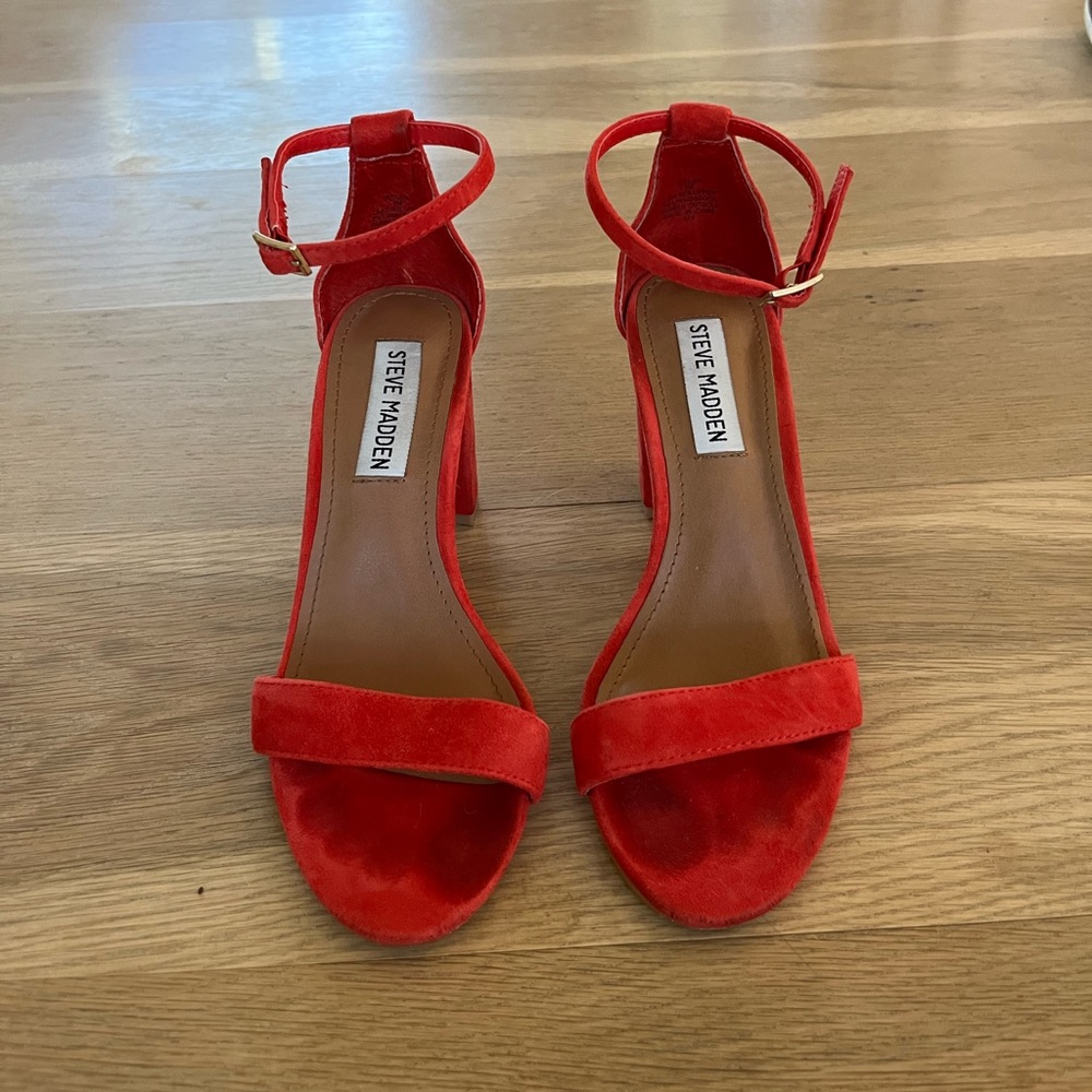 Red Hot Heels - Picture 2 of 4